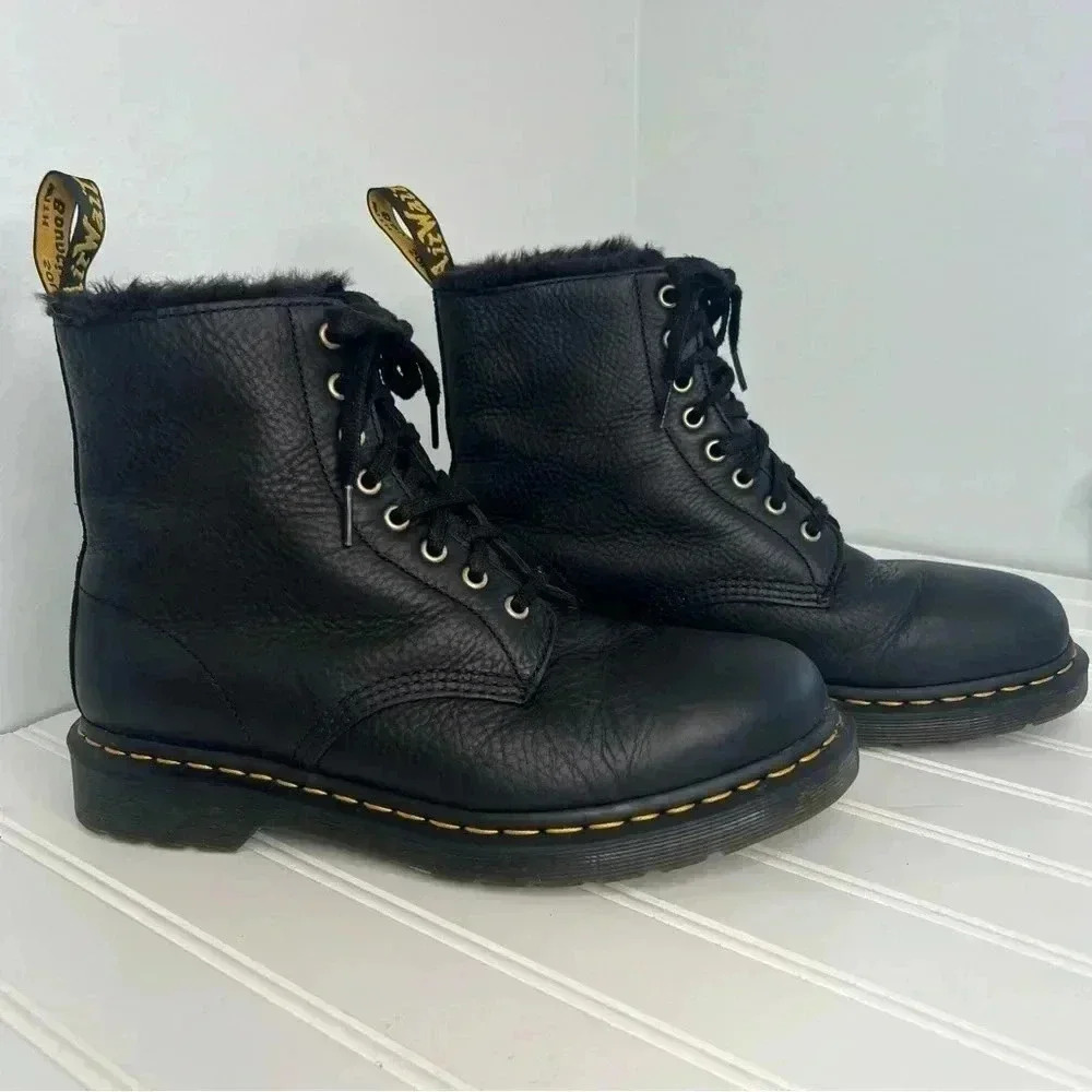 Dr. Martens 1460 Pascal Faux Fur Lined‎ Lace Up Boots Sz Men’s 9 Women’s 10